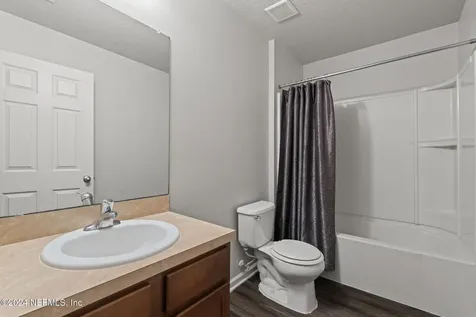 5047 Magnolia Valley Drive Jacksonville FL 32210