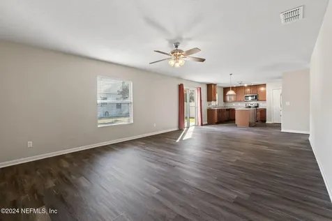 5047 Magnolia Valley Drive Jacksonville FL 32210