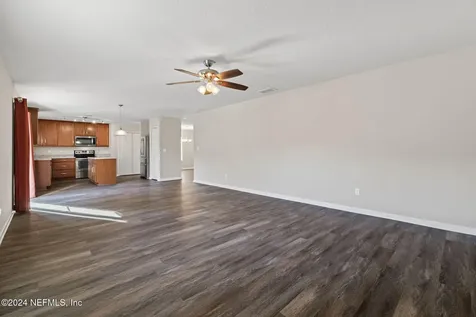 5047 Magnolia Valley Drive Jacksonville FL 32210