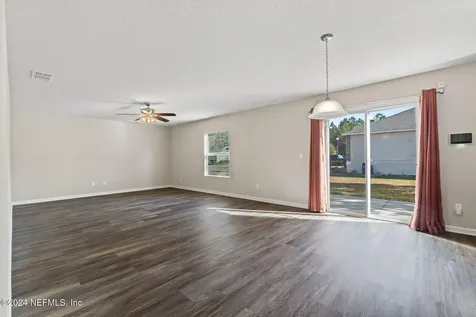 5047 Magnolia Valley Drive Jacksonville FL 32210