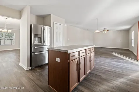 5047 Magnolia Valley Drive Jacksonville FL 32210