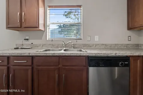 5047 Magnolia Valley Drive Jacksonville FL 32210