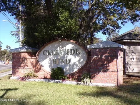 10405 Centerwood Court Jacksonville FL 32218