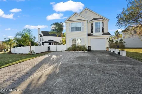 626 Staffordshire Drive E Jacksonville FL 32225
