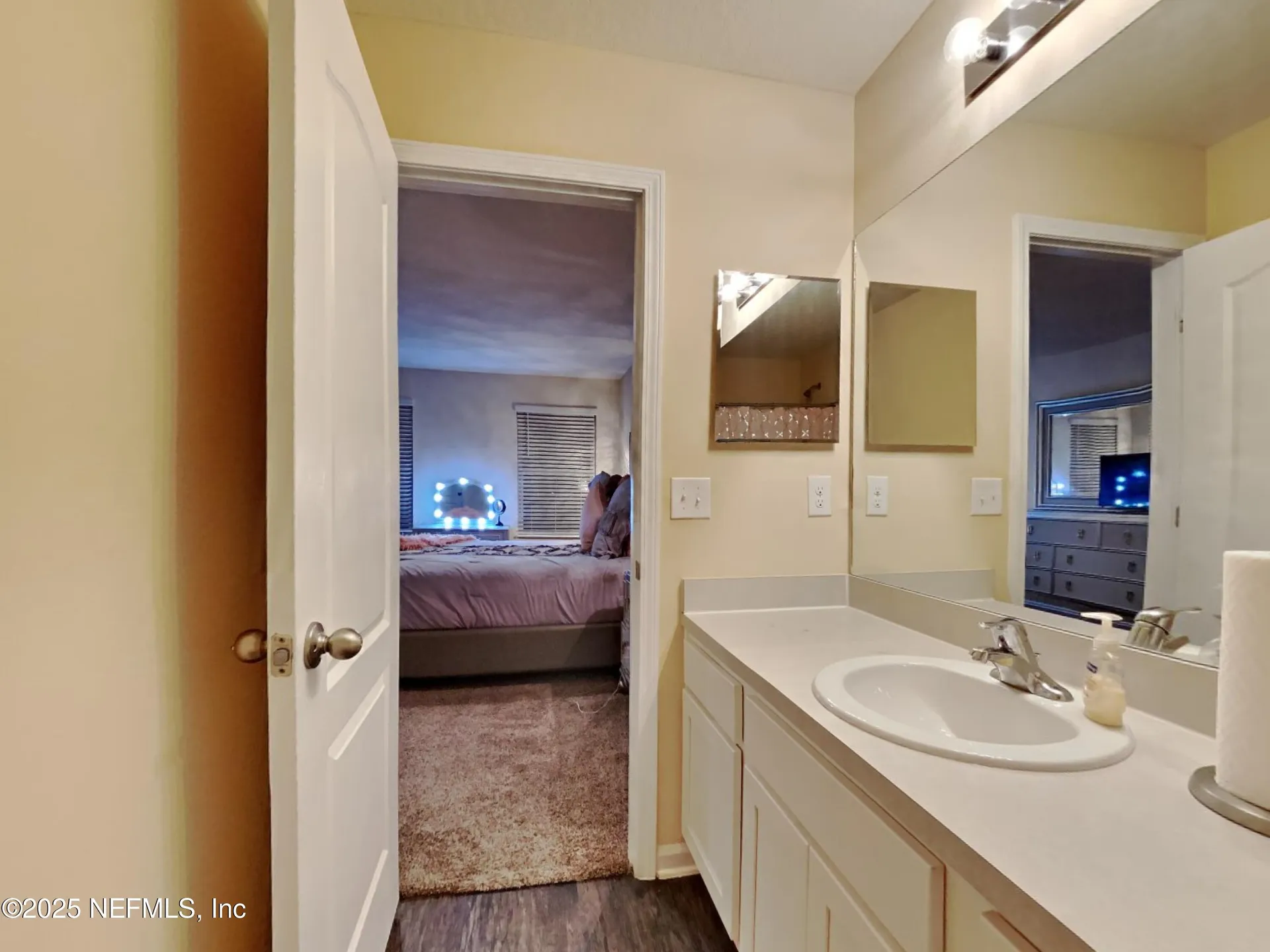 245 Aralia Lane Jacksonville FL 32216