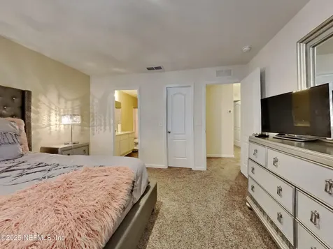 245 Aralia Lane Jacksonville FL 32216