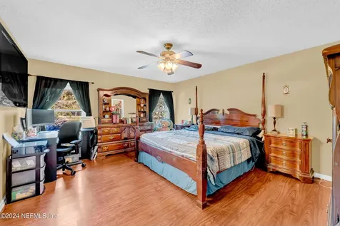 5731 Suwanee Park Court Jacksonville FL 32244