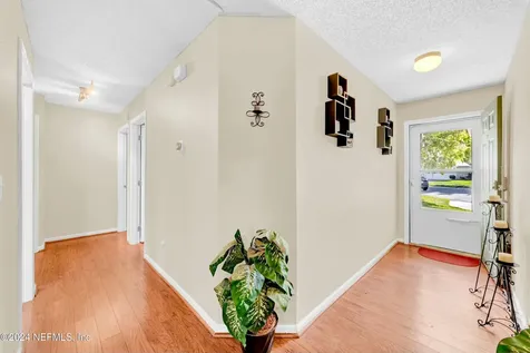 5731 Suwanee Park Court Jacksonville FL 32244