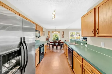 5731 Suwanee Park Court Jacksonville FL 32244