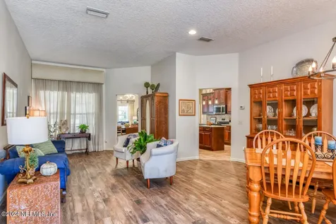 107 Dexter Court Crescent City FL 32112
