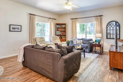 107 Dexter Court Crescent City FL 32112