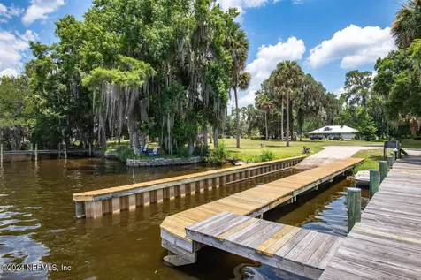 107 Dexter Court Crescent City FL 32112