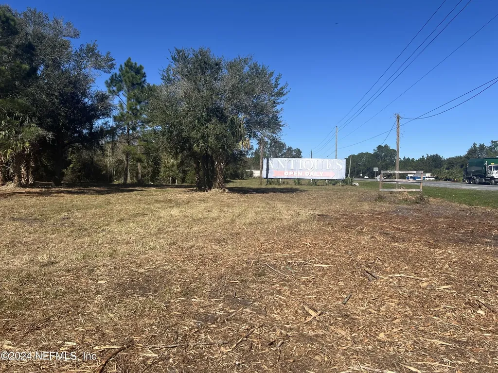 17802 Us-301 Waldo FL 32694