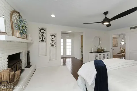 2770 Thornwood Lane Jacksonville FL 32207