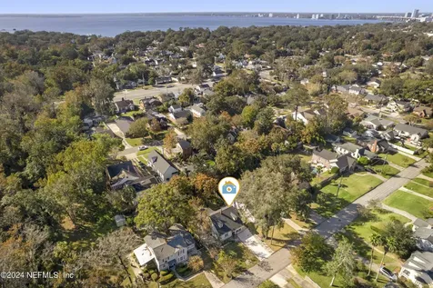2770 Thornwood Lane Jacksonville FL 32207