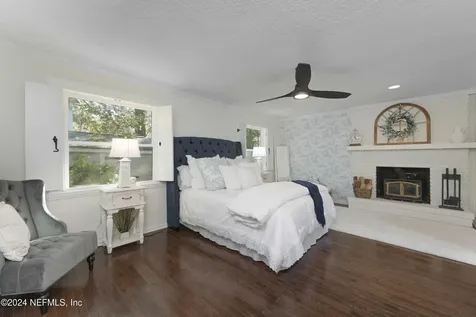2770 Thornwood Lane Jacksonville FL 32207