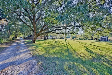 8985 Noroad Jacksonville FL 32210