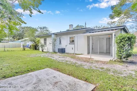 4720 Irvington Avenue Jacksonville FL 32210