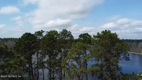 105 Palmer Drive Interlachen FL 32148