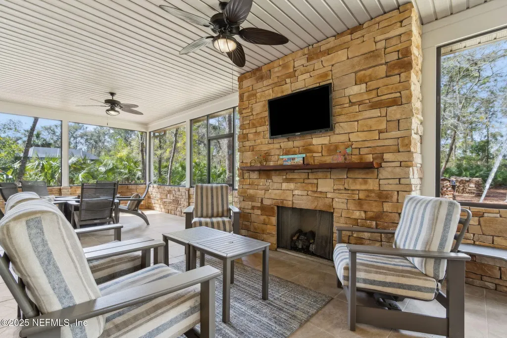 96197 Brady Point Road Fernandina Beach FL 32034