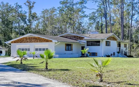 1206 S 5th Street Macclenny FL 32063