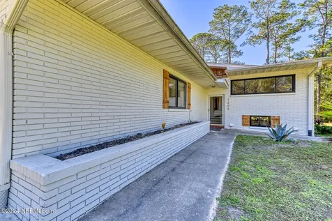 1206 S 5th Street Macclenny FL 32063
