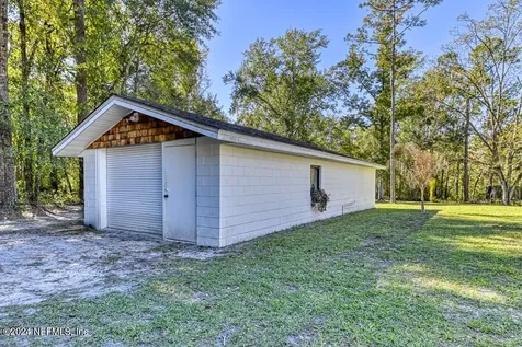 1206 S 5th Street Macclenny FL 32063