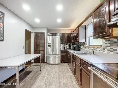 122 Santa Rosa Street Florahome FL 32140