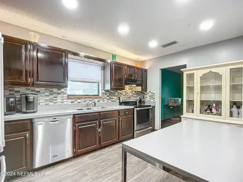 122 Santa Rosa Street Florahome FL 32140