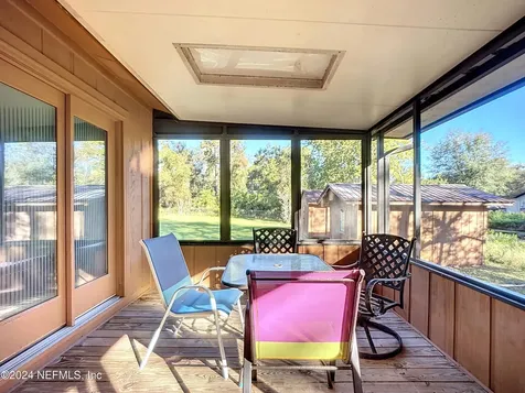 122 Santa Rosa Street Florahome FL 32140