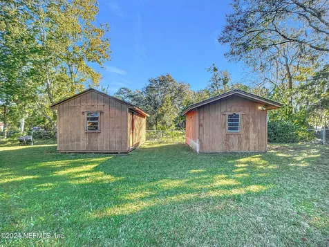 122 Santa Rosa Street Florahome FL 32140