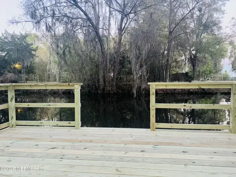 122 Santa Rosa Street Florahome FL 32140