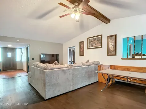 122 Santa Rosa Street Florahome FL 32140