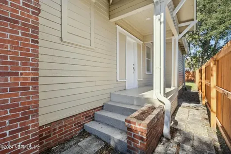 2323 Ernest Street Jacksonville FL 32204