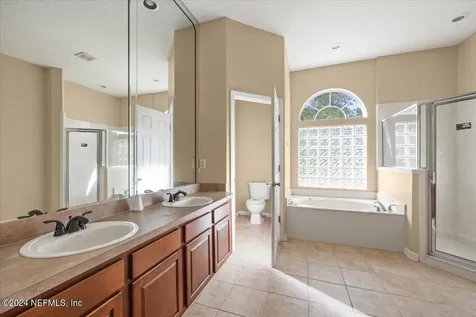 999 Ashton Cove Terrace Jacksonville FL 32218