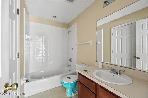 999 Ashton Cove Terrace Jacksonville FL 32218