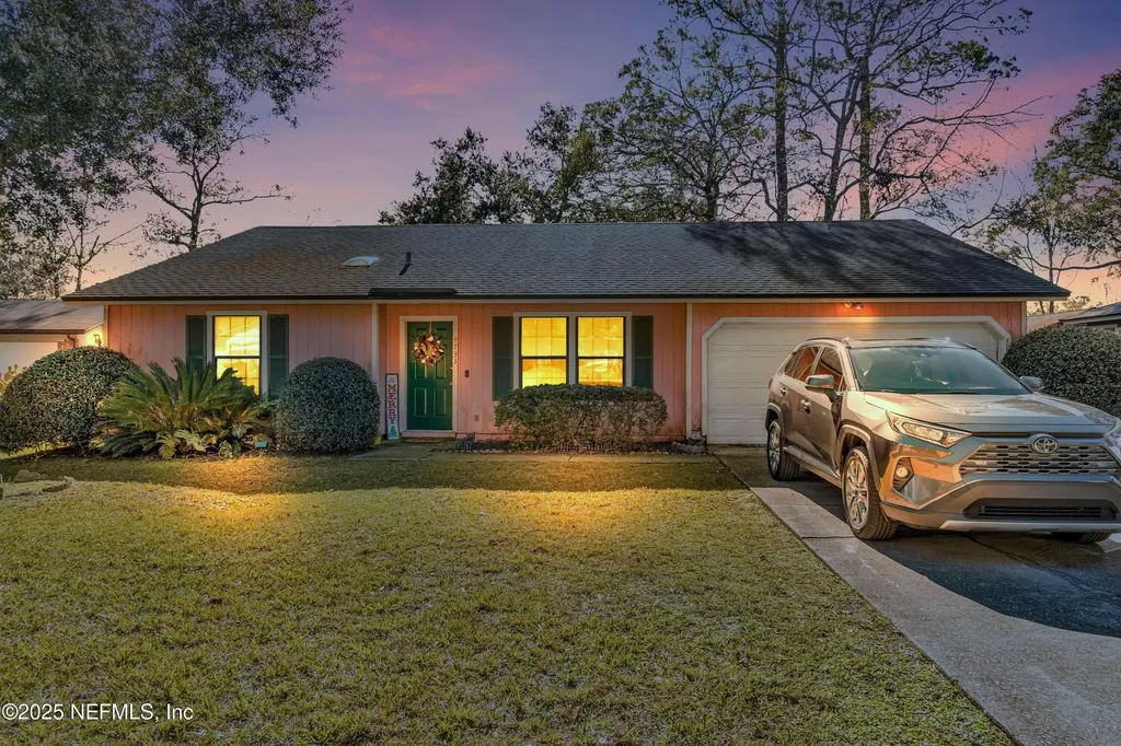 4733 Derrickson Court Jacksonville FL 32210