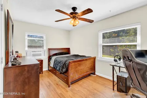 7305 Poinciana Avenue Jacksonville FL 32217