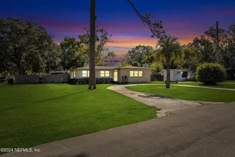 7305 Poinciana Avenue Jacksonville FL 32217