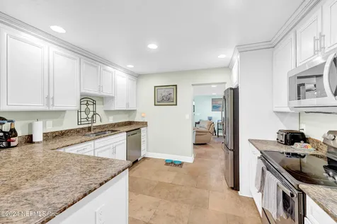 7305 Poinciana Avenue Jacksonville FL 32217