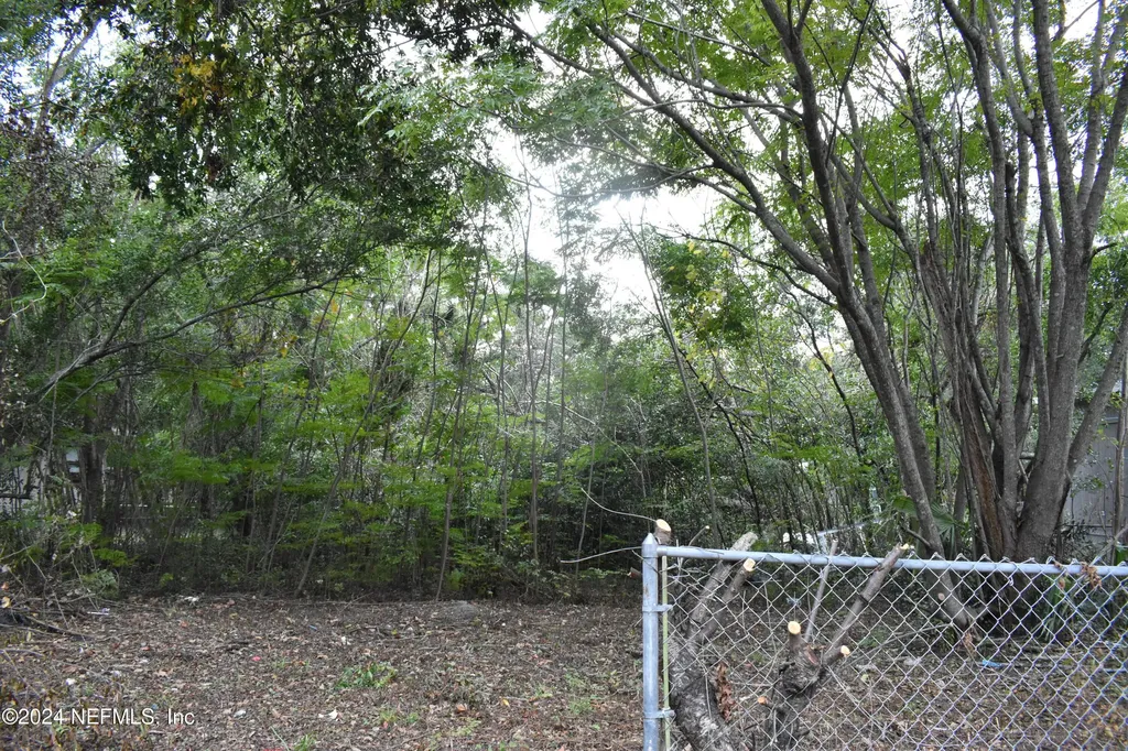 1904 Husson Avenue Palatka FL 32177