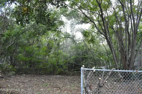 1904 Husson Avenue Palatka FL 32177