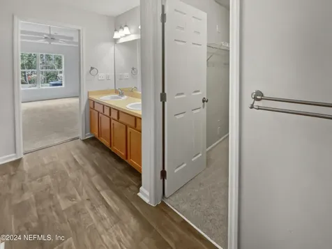 12132 Jade Point Court Jacksonville FL 32218