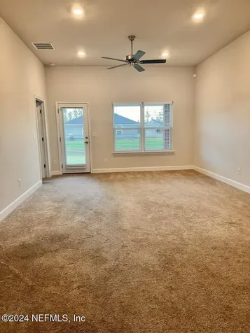 7294 Gateway Court Jacksonville FL 32219
