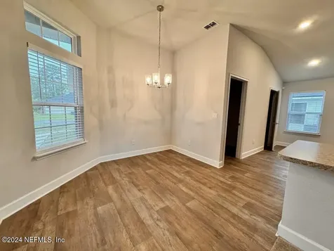 7294 Gateway Court Jacksonville FL 32219
