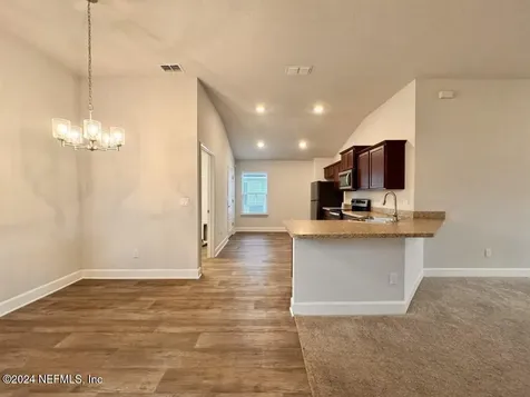 7294 Gateway Court Jacksonville FL 32219
