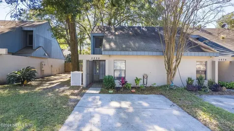 5628 Pinehill Lane Jacksonville FL 32244