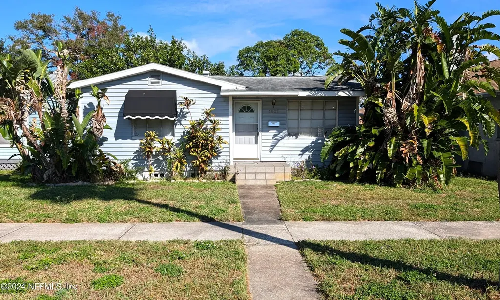 1037 26th Avenue N St. Petersburg FL 33704