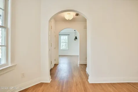 1112 Inwood Terrace Jacksonville FL 32207