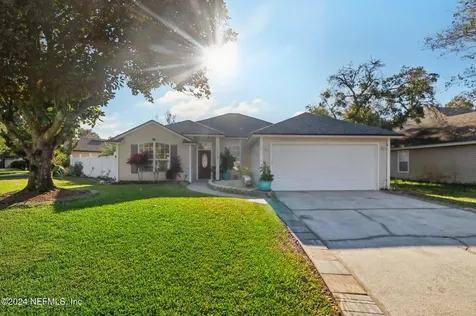 12318 Burning Embers Lane N Jacksonville FL 32225